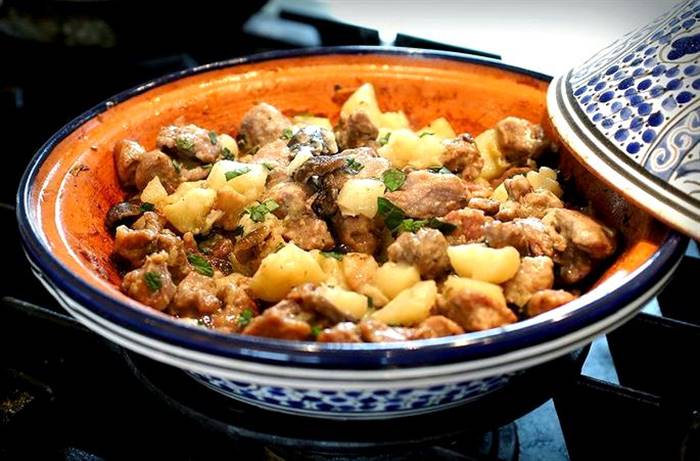 Картопля з м'ясом і грибами в мультиварці гірчиці гострої